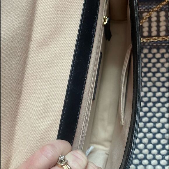 Banana Republic black envelope purse - Picture 6 of 9